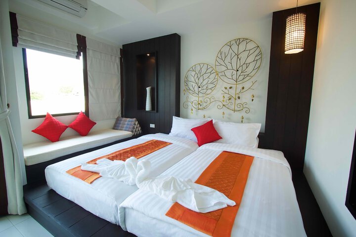 Room 12 of 53