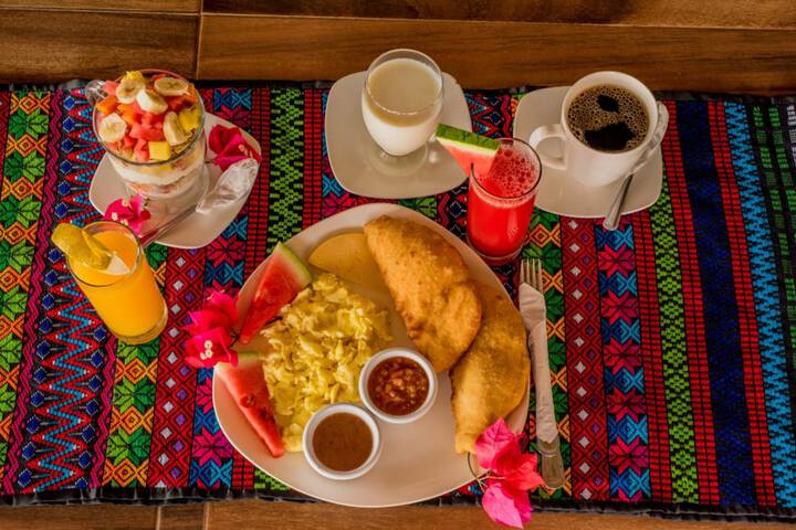 Breakfast/Coffee Service 46 of 62