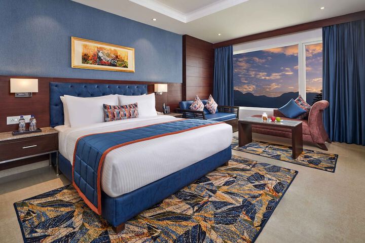 Room 5 of 35