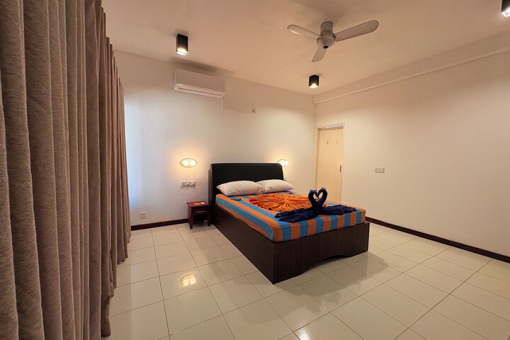 Room 21 of 56