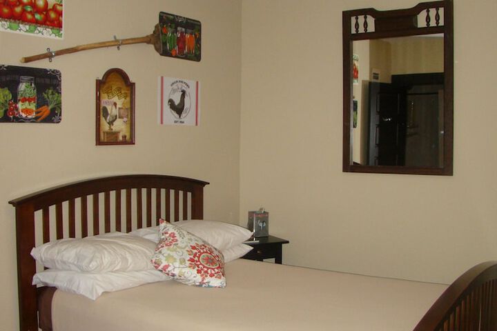 Room 4 of 41
