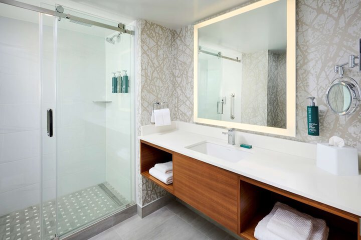 Bathroom shower