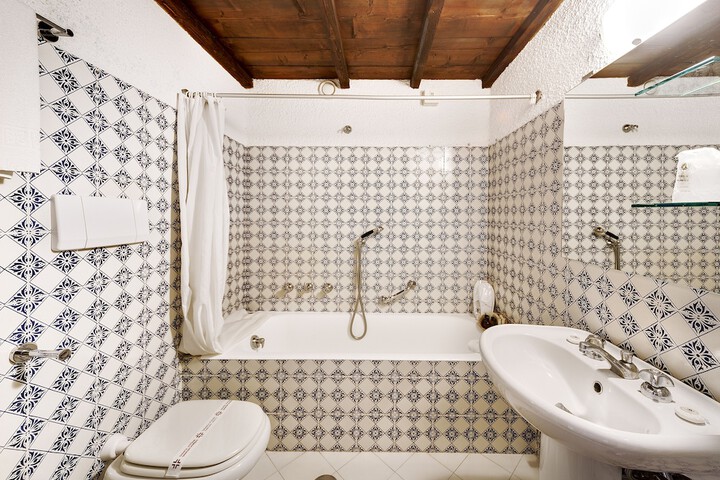 Clean Restrooms