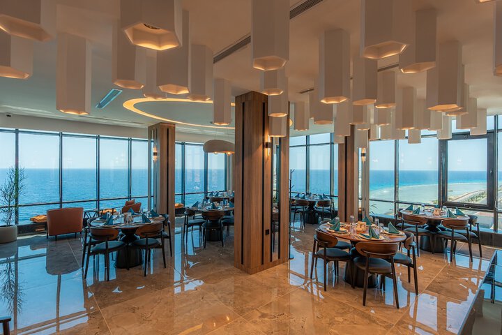 Dining 59 of 86