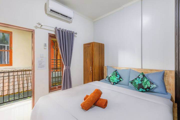 Room 30 of 64