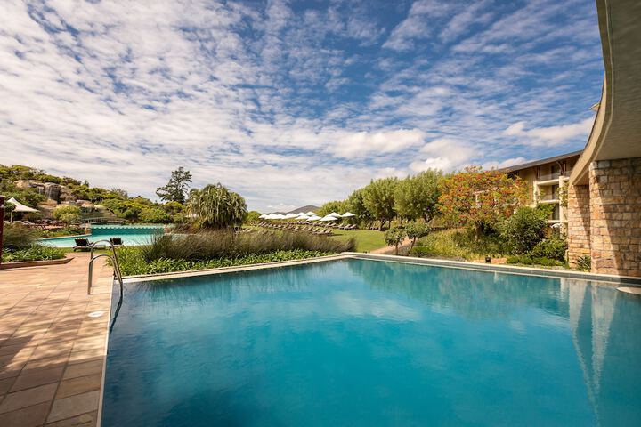Pool 37 of 82