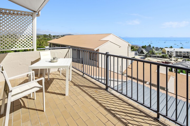 Terrace/Patio 21 of 34