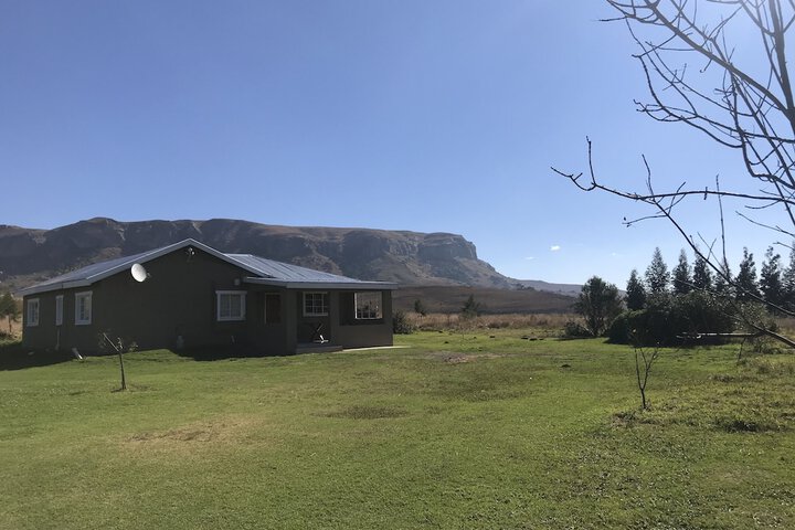 Property Grounds 18 of 23