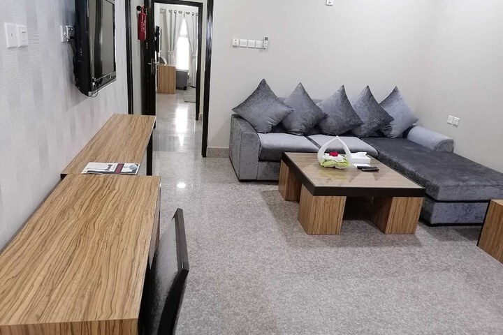 Room 10 of 49