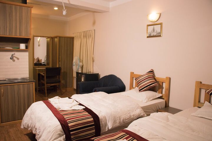 Room 49 of 90