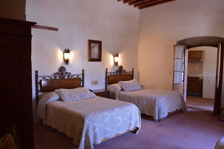 Room 5 of 67