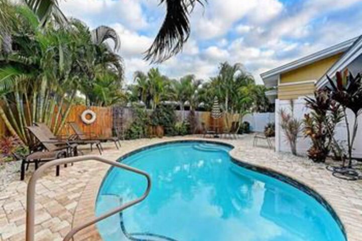 Pool 34 of 35