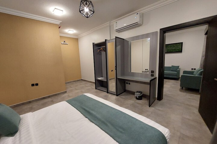 Room 26 of 60