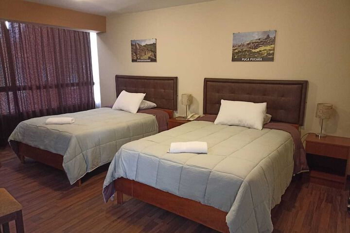 Room 12 of 21