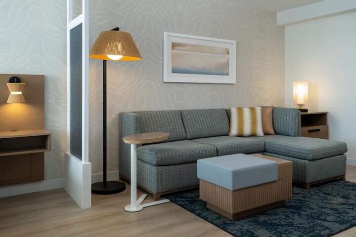 Room 9 of 48