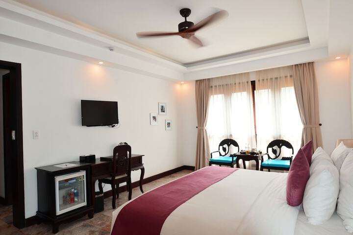 Room 44 of 113