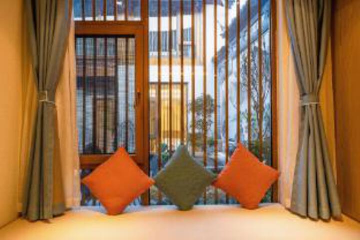 Room 21 of 23