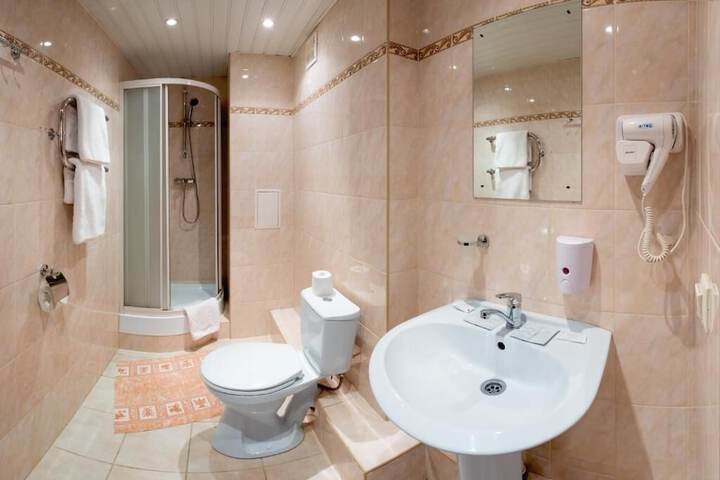 Room 14 of 26