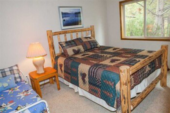 Room 14 of 17