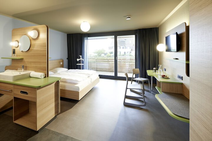 Room 4 of 53