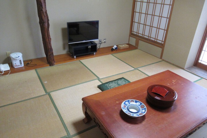 Room 5 of 39