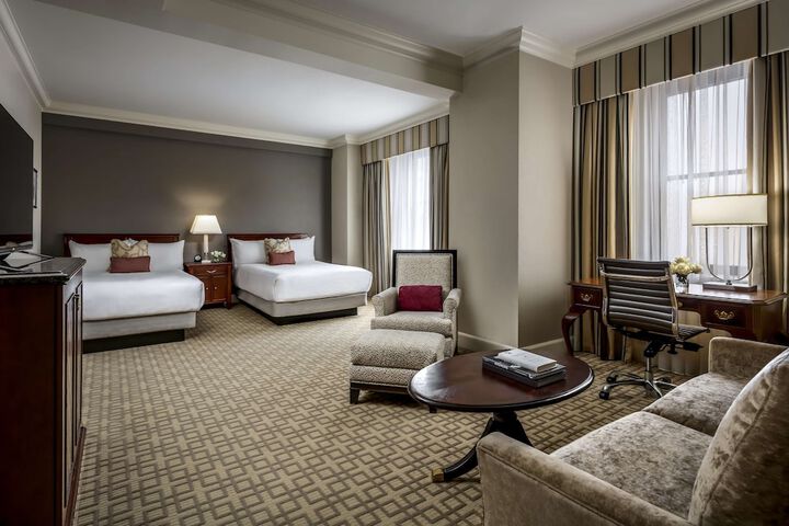 Room 4 of 107