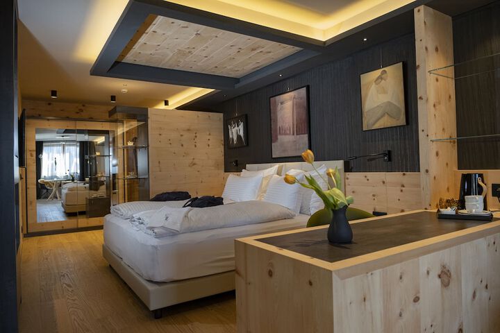 Room 25 of 44