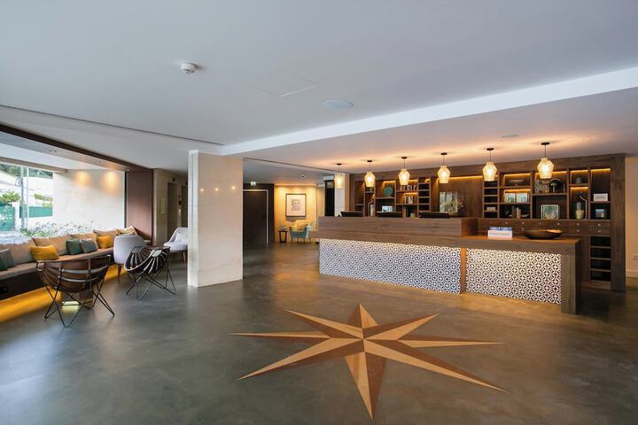 Hotel Interior 6 of 125