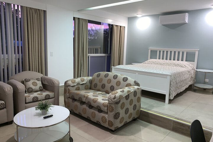Room 2 of 34