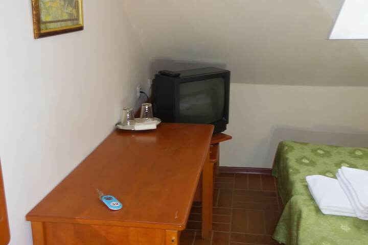 Room 7 of 39