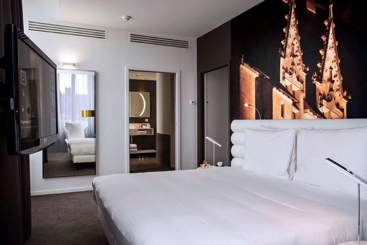 Room 21 of 69