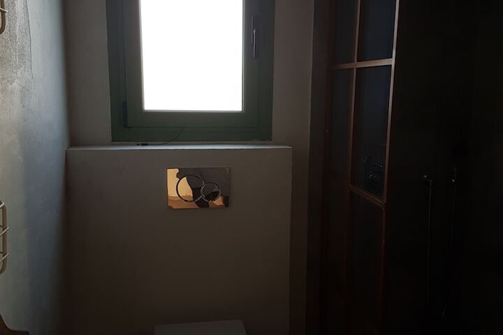 Room 25 of 44