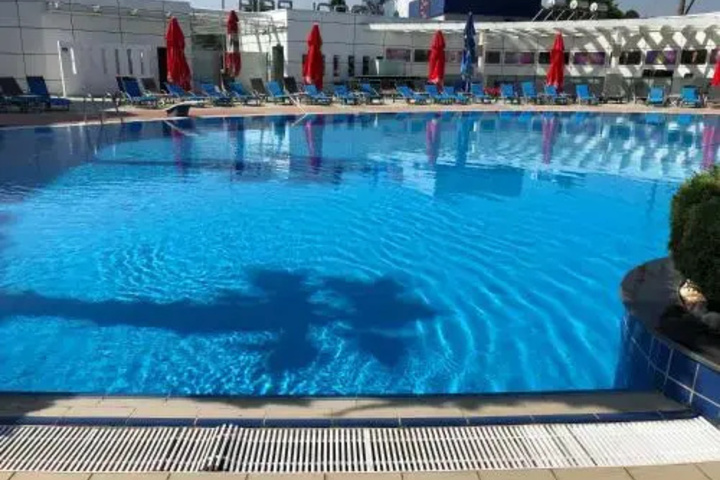Pool 15 of 23