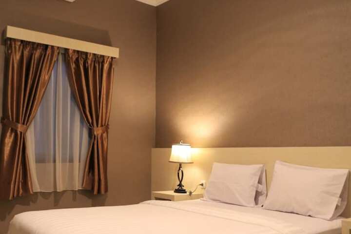 Room 16 of 61