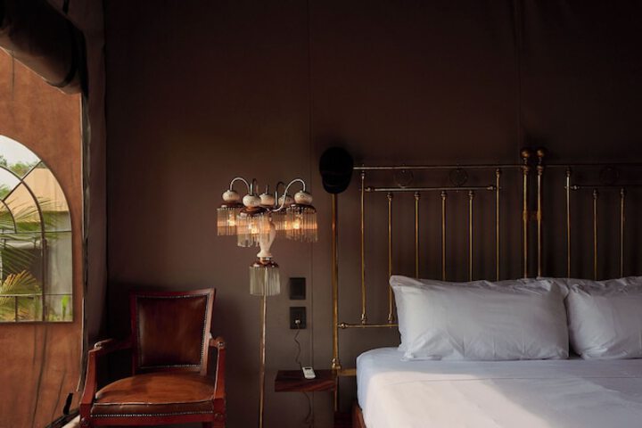 Room 3 of 34