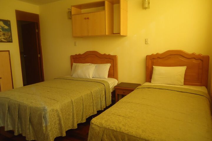 Room 30 of 74