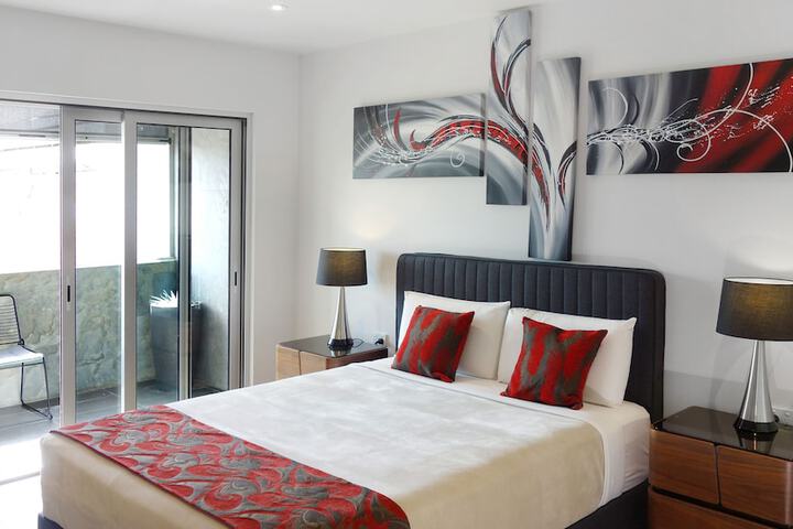 Room 27 of 158