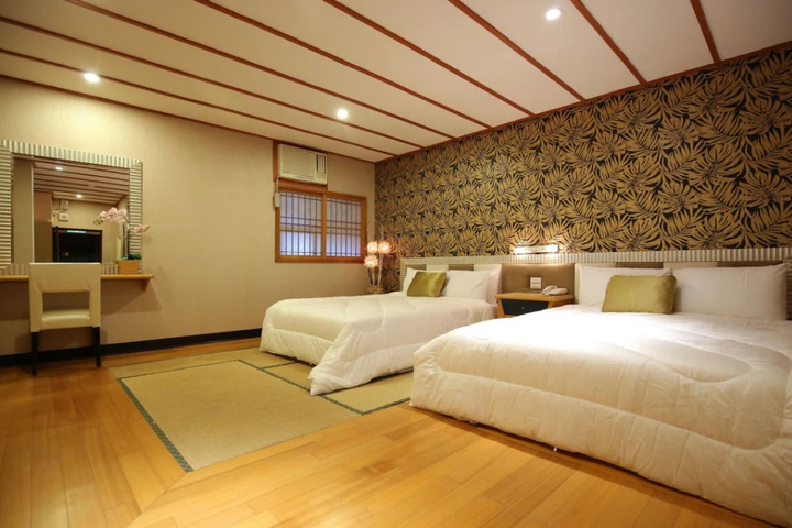 guest_rooms