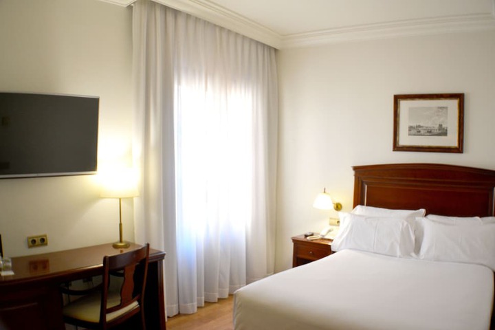 Room 14 of 51