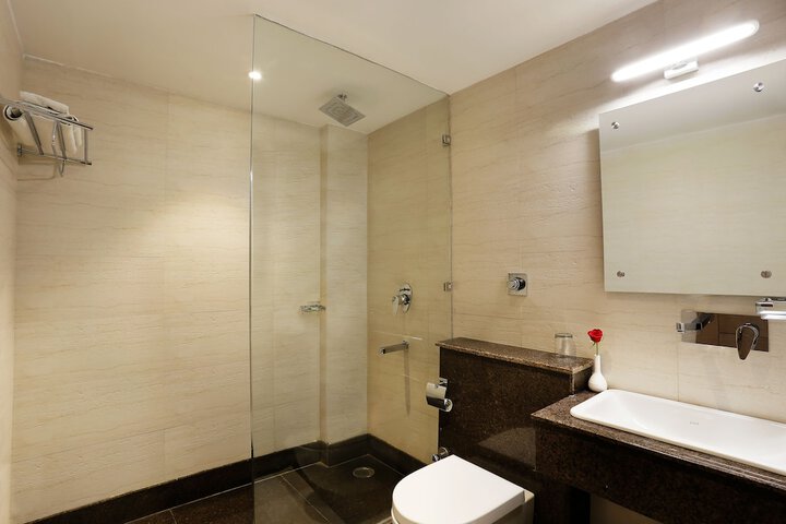 Room 13 of 21