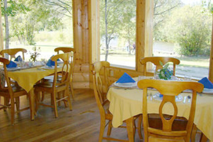 Breakfast/Coffee Service 3 of 28