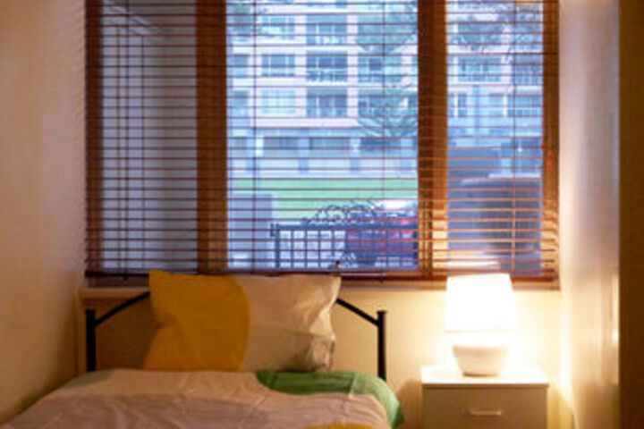 Room 6 of 24