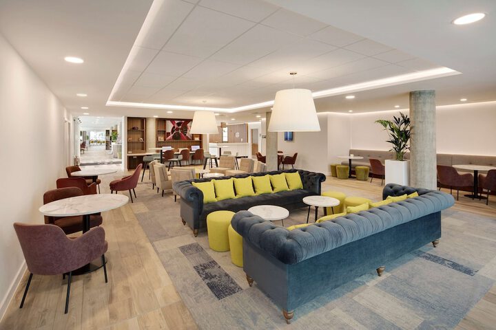 Guest Lobby