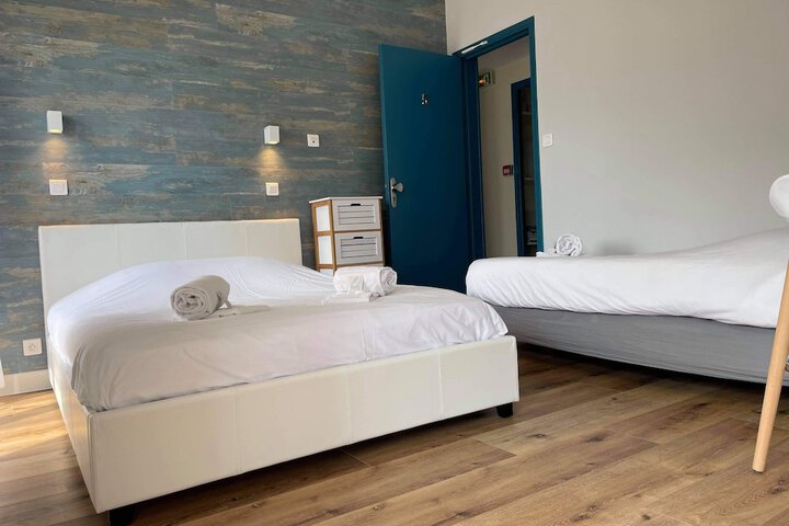 Room 27 of 116