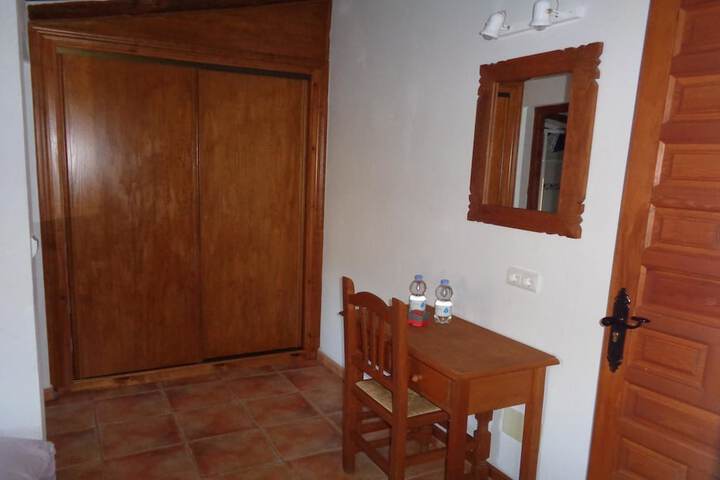 Room 19 of 36