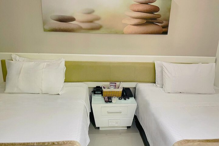 Room 28 of 74