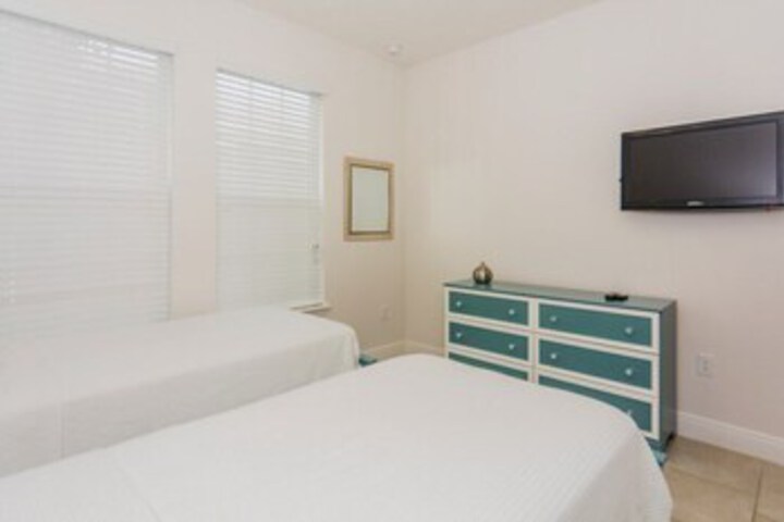 Room 62 of 90