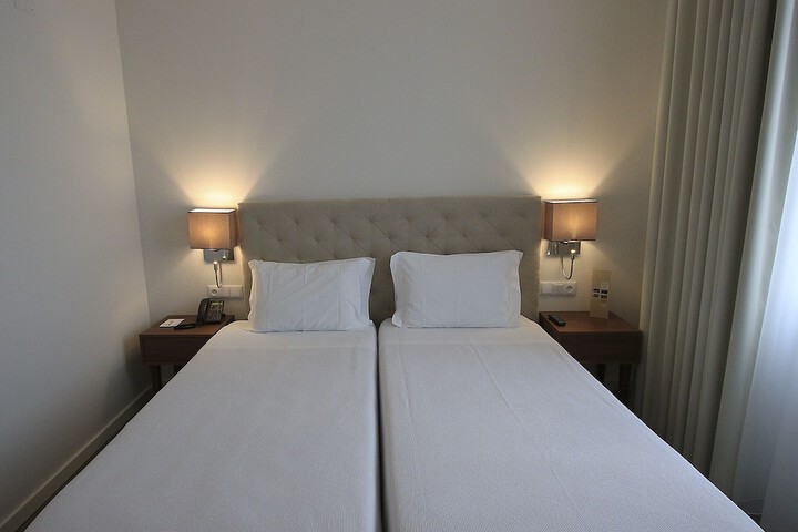 Room 21 of 80