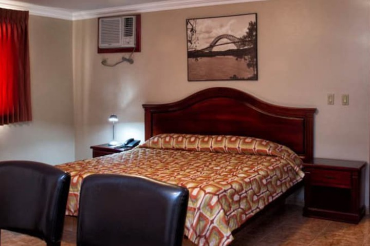 Room 8 of 45