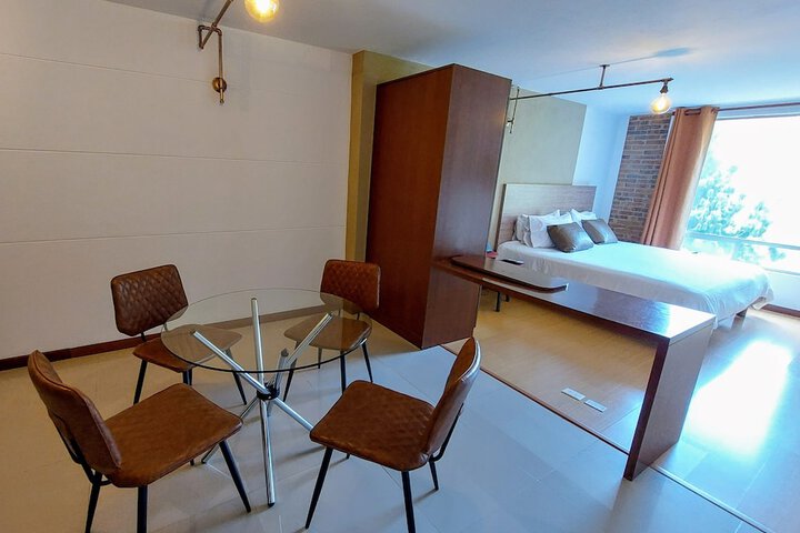 Room 10 of 64